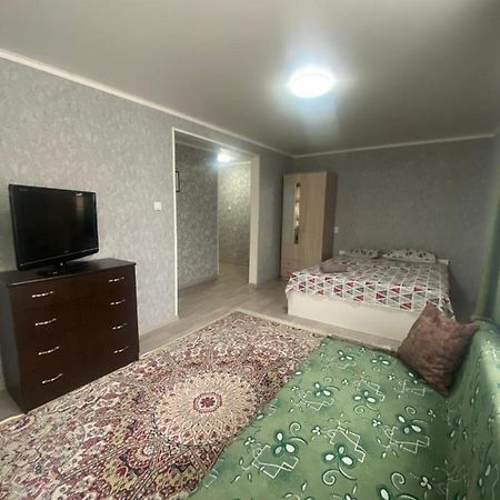 Appartamento Palitra Petropavlovsk Esterno foto